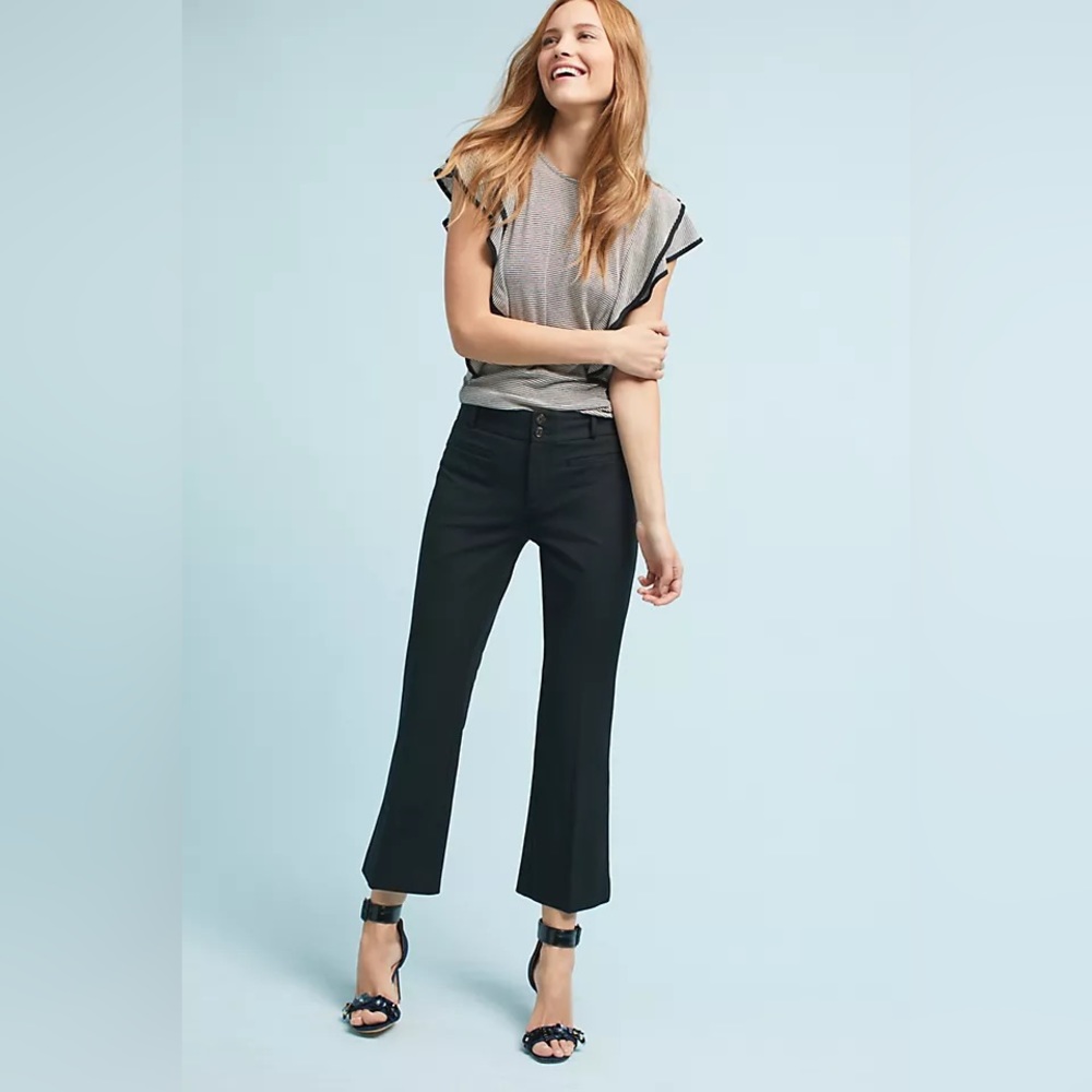 Anthropologie The Essential Flare Crop Navy Pants, size 8